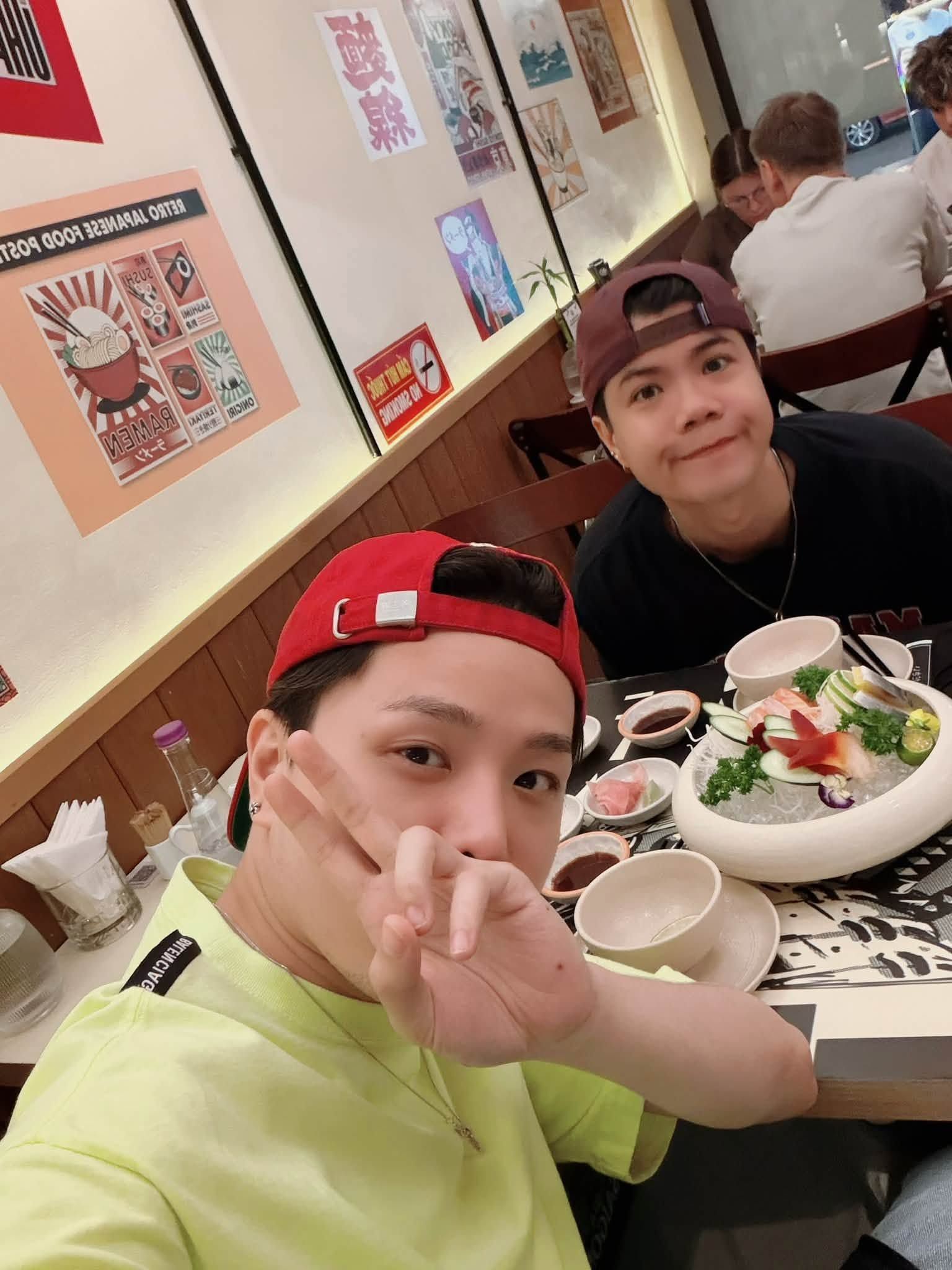757799883_10228046330183951_3039167612324135785_n.jpg