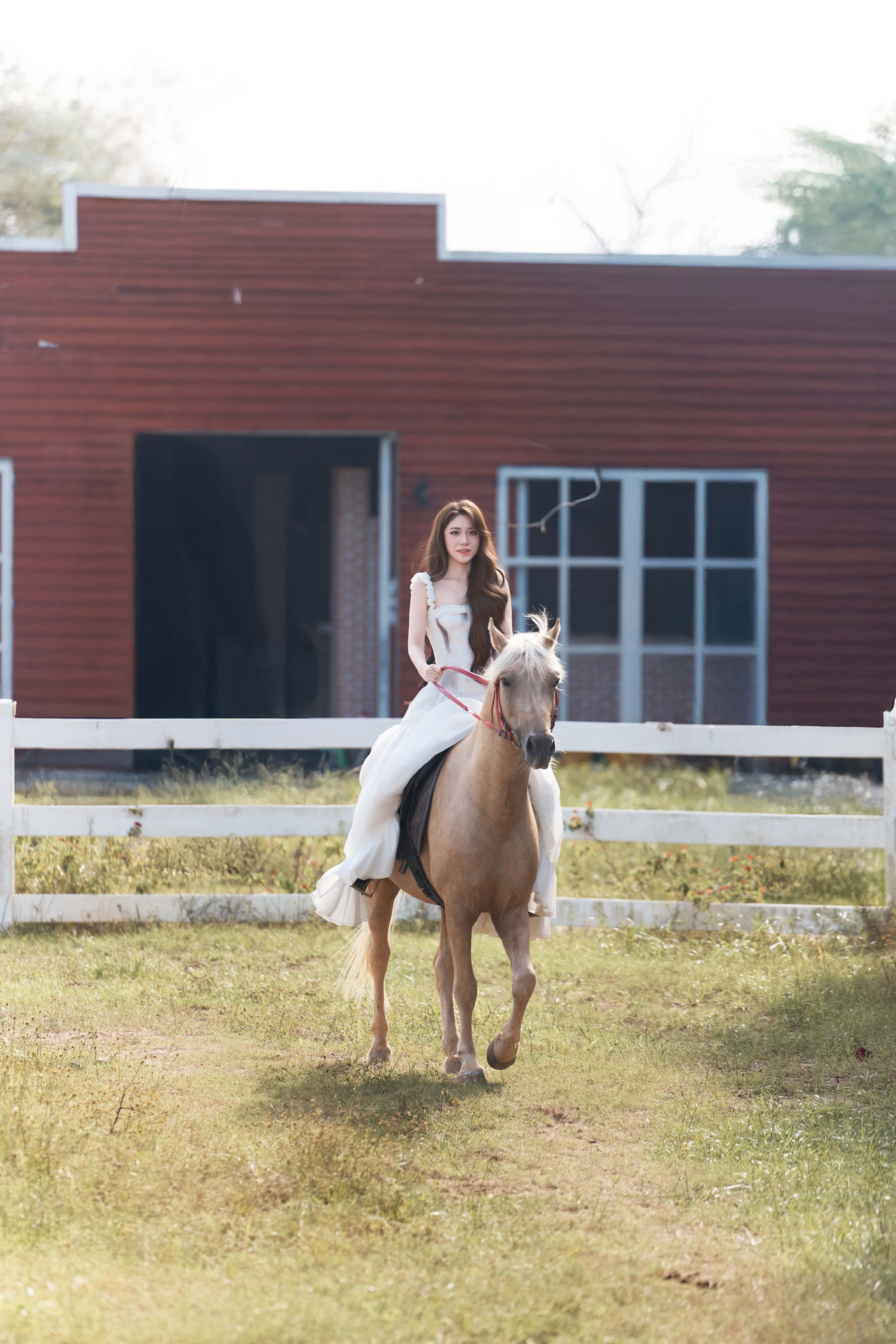 HOA HẬU THANH THẢO (11).jpg