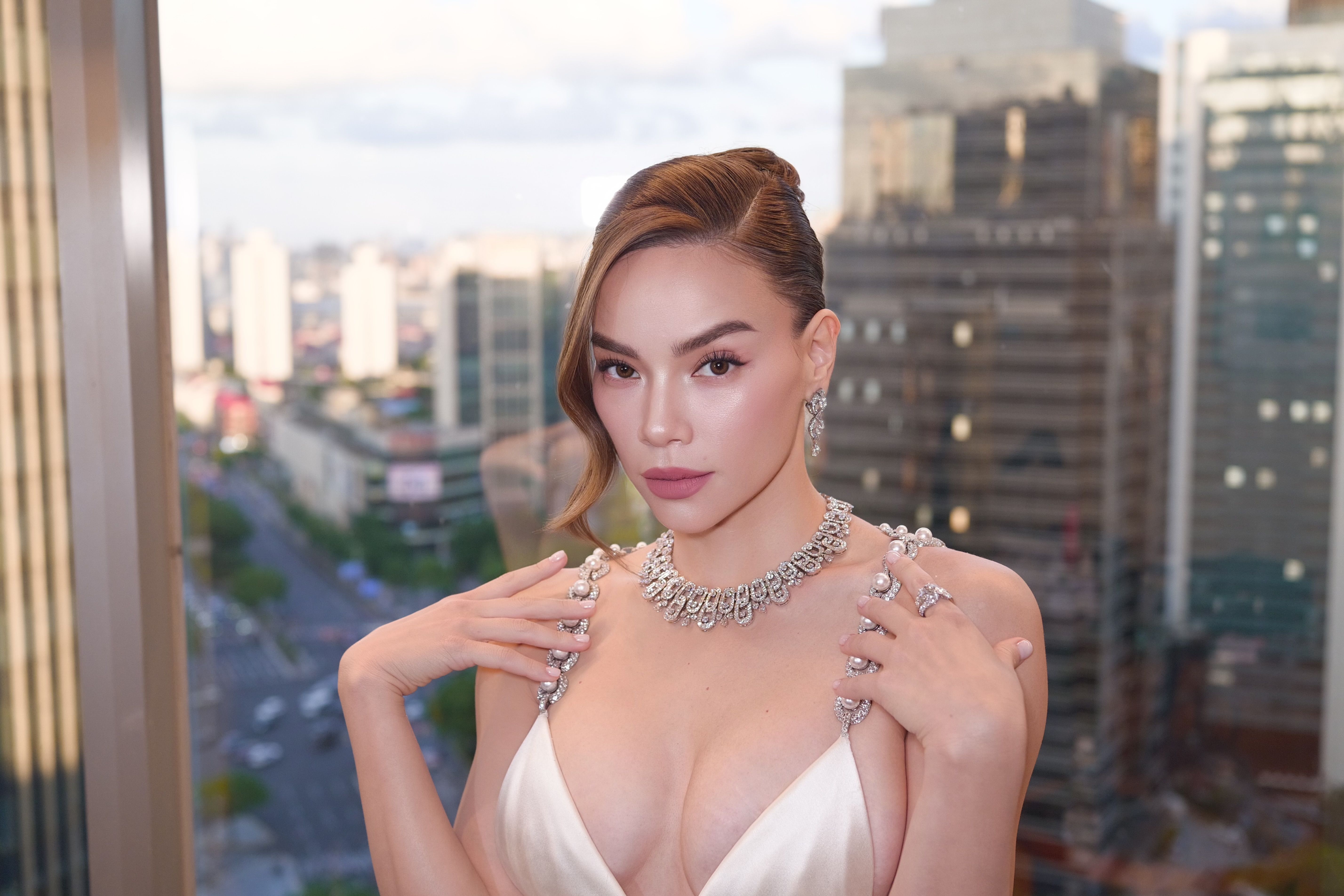 HO NGOC HA (3).jpeg