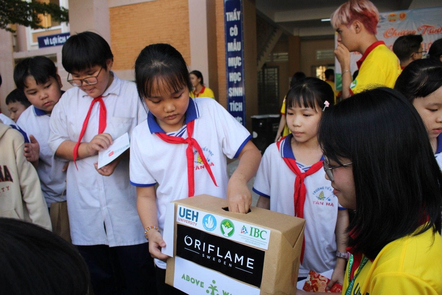 Hình 3 - Một trong những hoạt động....jpg