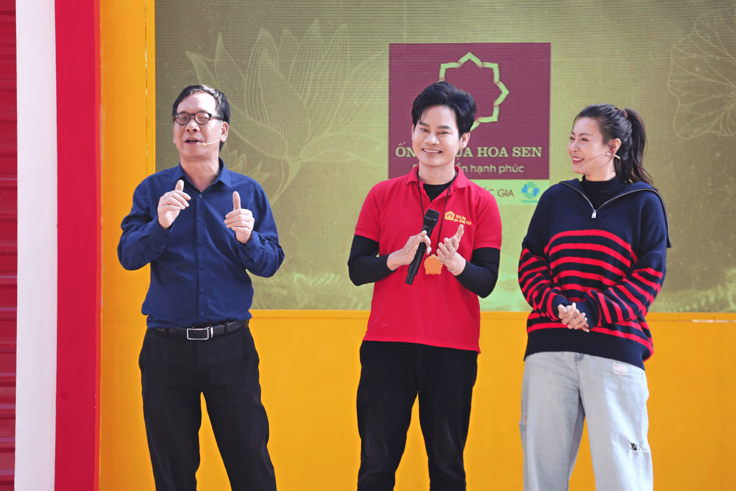 Mái ấm gia đình Việt  (1).png